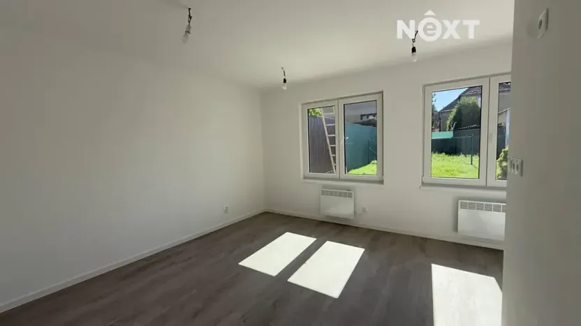 Prodej bytu 1+kk, Praha - Horní Počernice, Mečovská, 25 m2