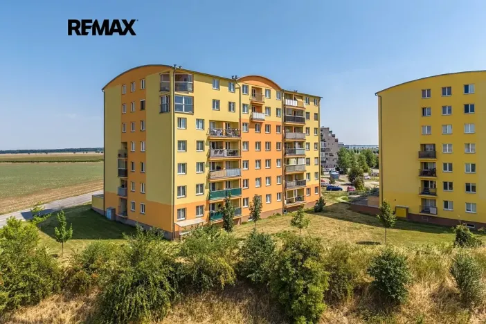 Pronájem bytu 1+kk, Klecany, V Honech, 30 m2