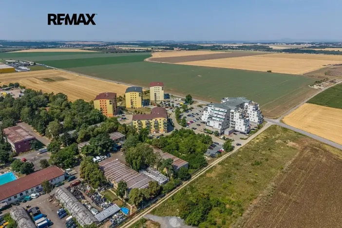 Pronájem bytu 1+kk, Klecany, V Honech, 30 m2