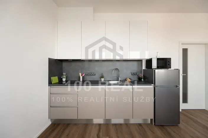 Pronájem bytu 1+kk, Hradec Králové, Průmyslová, 35 m2