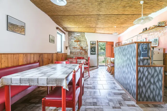 Prodej komerční, Dubá - Zakšín, 132 m2