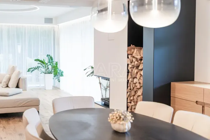 Prodej rodinného domu, Praha - Újezd nad Lesy, Hulická, 420 m2