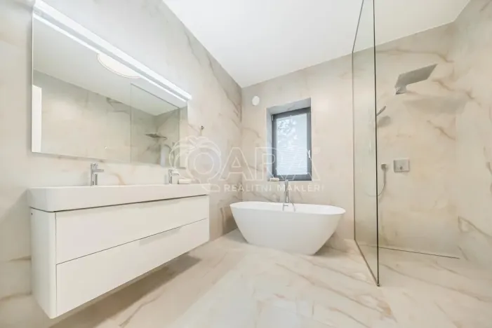 Prodej rodinného domu, Praha - Újezd nad Lesy, Hulická, 420 m2