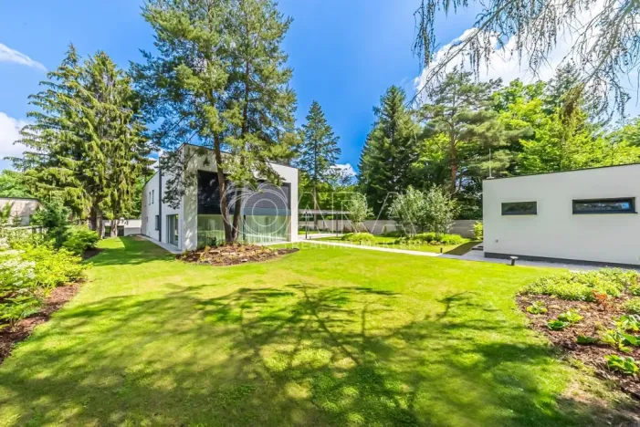 Prodej rodinného domu, Praha - Újezd nad Lesy, Hulická, 420 m2