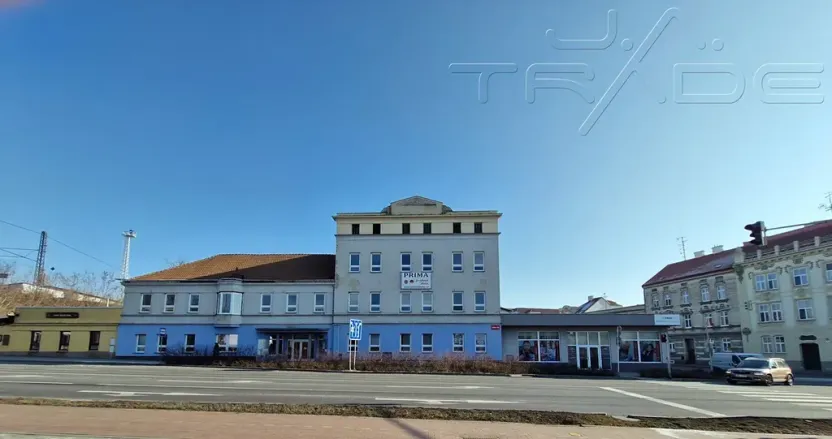 Prodej obchodního prostoru, Znojmo, Vídeňská třída, 5100 m2