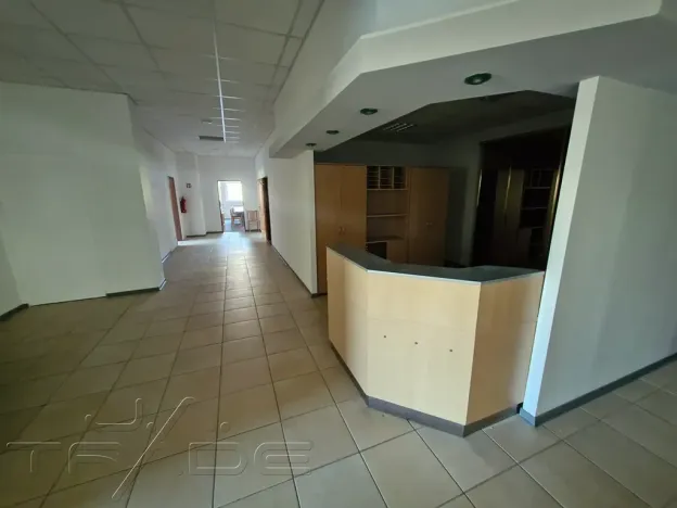 Prodej obchodního prostoru, Znojmo, Vídeňská třída, 5100 m2
