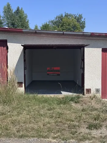 Pronájem garáže, Tábor, 18 m2