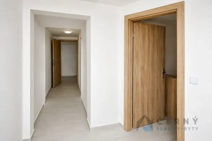Pronájem obchodního prostoru, Liberec, Mikulášská, 40 m2