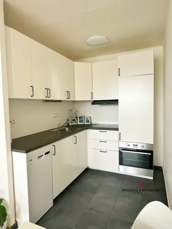 Prodej bytu 2+kk, Praha - Jinonice, K rovinám, 46 m2
