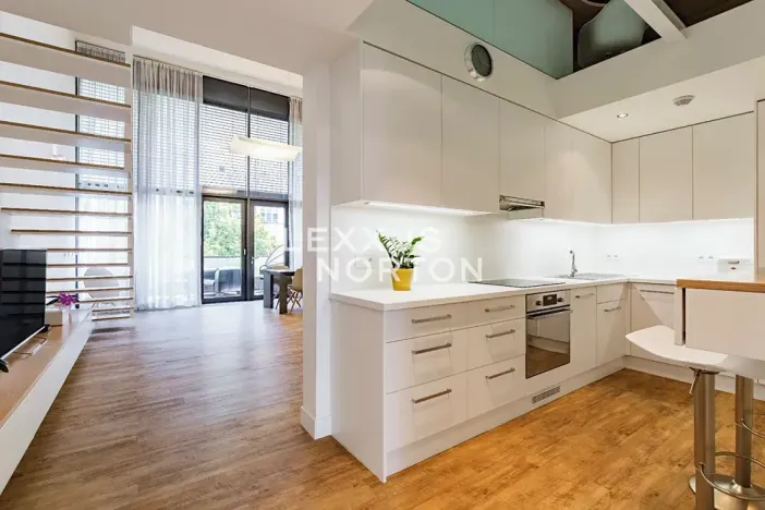 Pronájem bytu 3+1, Praha - Holešovice, Na Maninách, 150 m2