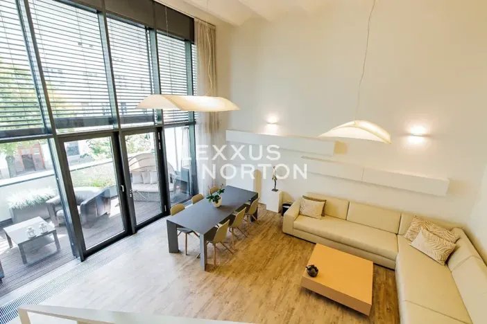 Pronájem bytu 3+1, Praha - Holešovice, Na Maninách, 150 m2