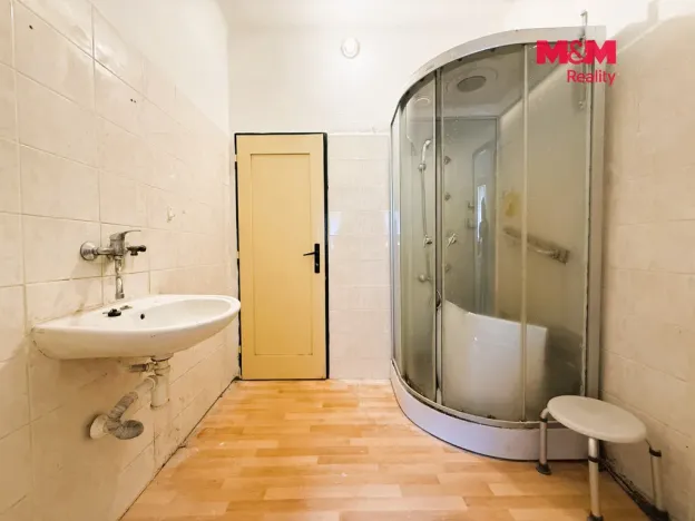 Prodej rodinného domu, Pulečný, 450 m2