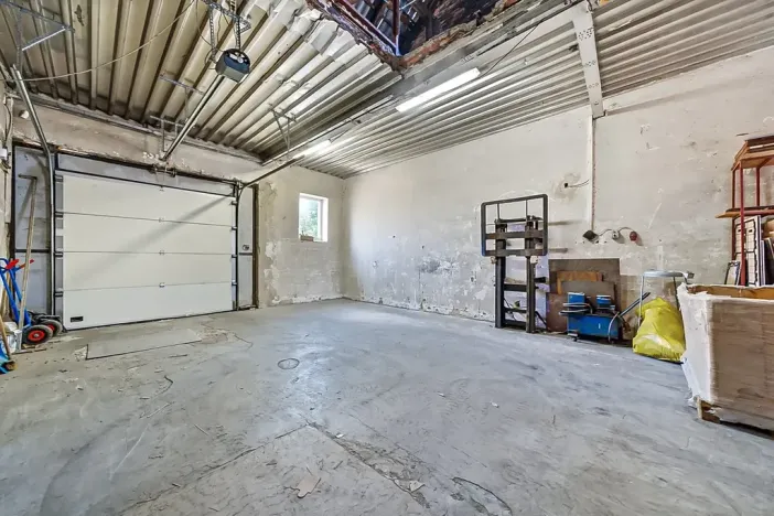 Prodej výrobních prostor, Věžky, 2200 m2