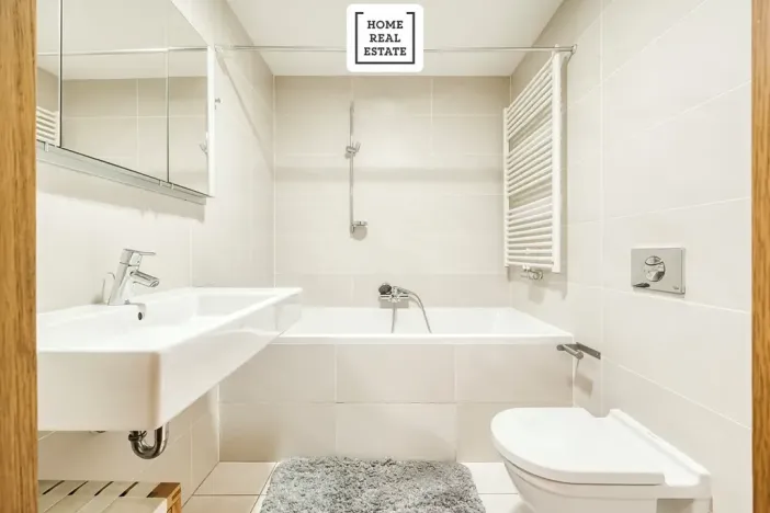 Prodej bytu 2+kk, Praha - Žižkov, Pitterova, 45 m2