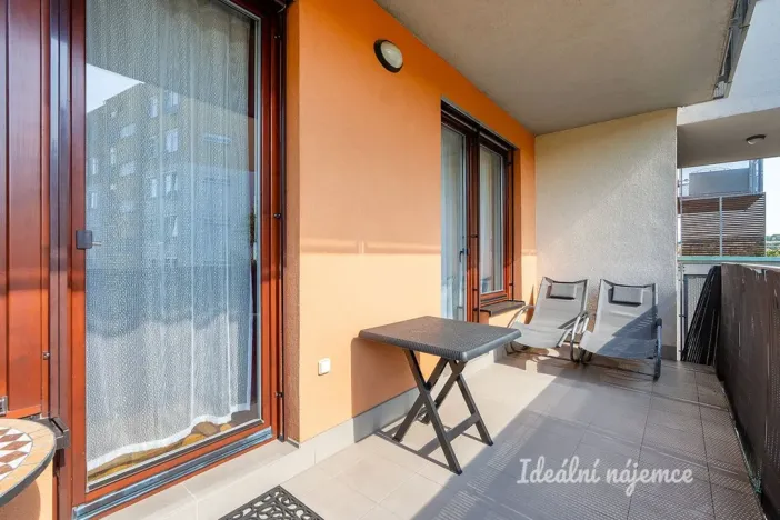 Pronájem bytu 2+kk, Praha - Smíchov, Jeřabinová, 53 m2