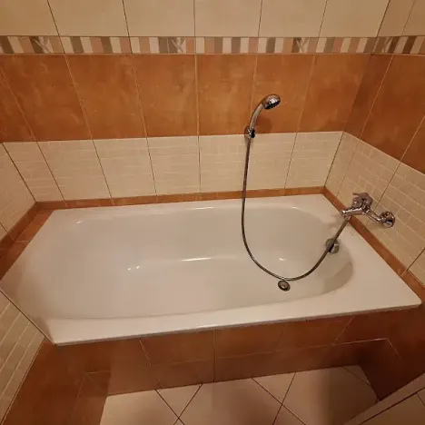 Pronájem bytu 1+kk, Praha - Strašnice, Černokostelecká, 33 m2