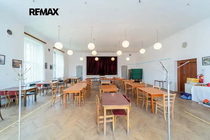 Prodej restaurace, Svinaře, Zelená Hora, 500 m2