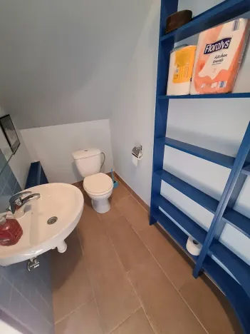 Pronájem obchodního prostoru, Praha - Vysočany, Novovysočanská, 160 m2