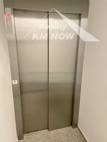Pronájem bytu 2+kk, Kroměříž, Tovačovského, 65 m2