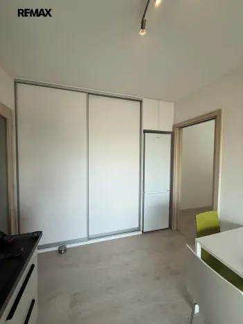 Pronájem bytu 2+kk, Praha - Bohnice, Pekařova, 34 m2