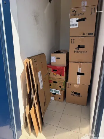 Pronájem bytu 3+kk, Praha - Miškovice, Vrátenská, 87 m2