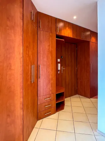 Pronájem bytu 2+kk, Praha, Janovská, 50 m2