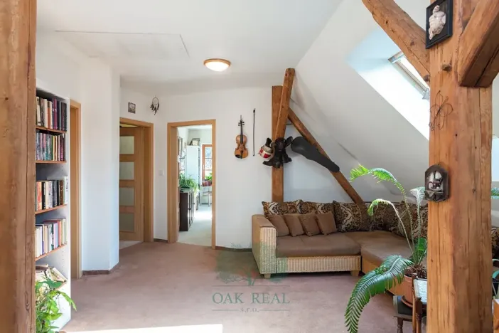 Prodej vícegeneračního domu, Skomelno, 284 m2