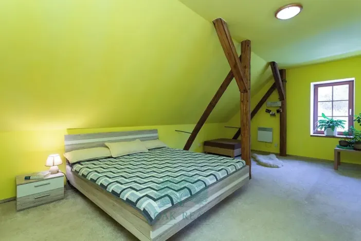 Prodej vícegeneračního domu, Skomelno, 284 m2