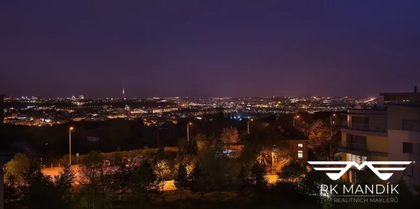 Pronájem bytu 1+kk, Praha - Prosek, Valečovská, 45 m2