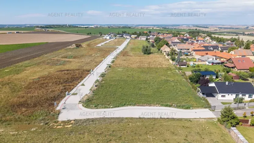 Prodej pozemku pro bydlení, Slaný, 879 m2