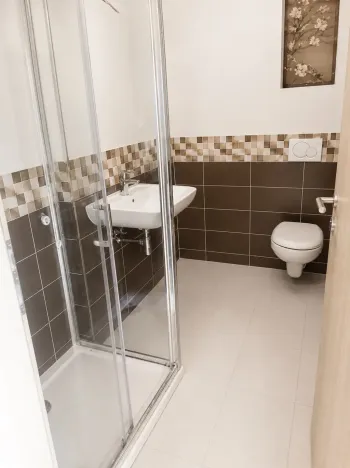 Pronájem bytu 2+kk, Hrochův Týnec, Nádražní, 34 m2