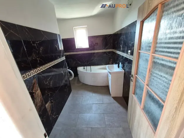 Prodej rodinného domu, Mladý Smolivec - Dožice, 290 m2