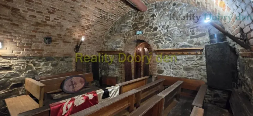 Pronájem restaurace, Opava, Dolní náměstí, 99 m2