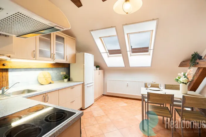 Pronájem bytu 2+1, České Budějovice, Puklicova, 64 m2