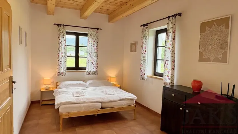 Prodej rodinného domu, Srní, 187 m2