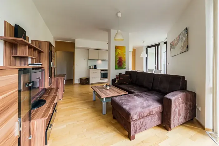 Pronájem bytu 2+kk, Praha - Žižkov, Pitterova, 58 m2