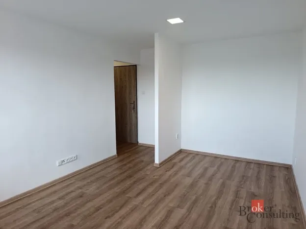 Pronájem bytu 1+1, Opava - Předměstí, Mařádkova, 25 m2