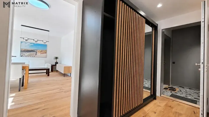 Pronájem bytu 2+kk, Praha - Radlice, U Komína, 52 m2