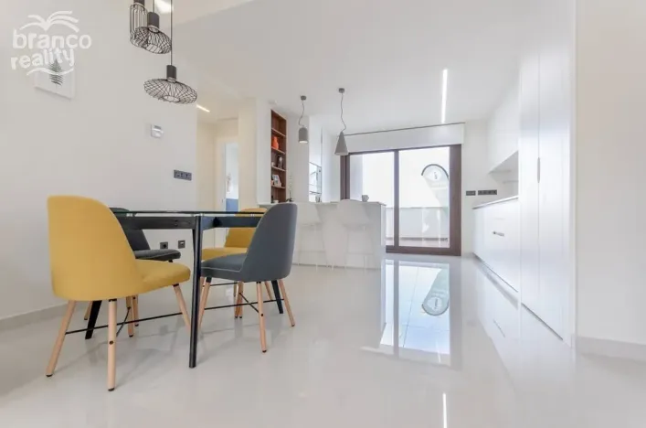 Prodej rodinného domu, Torrevieja, Alicante, Španělsko, 63 m2