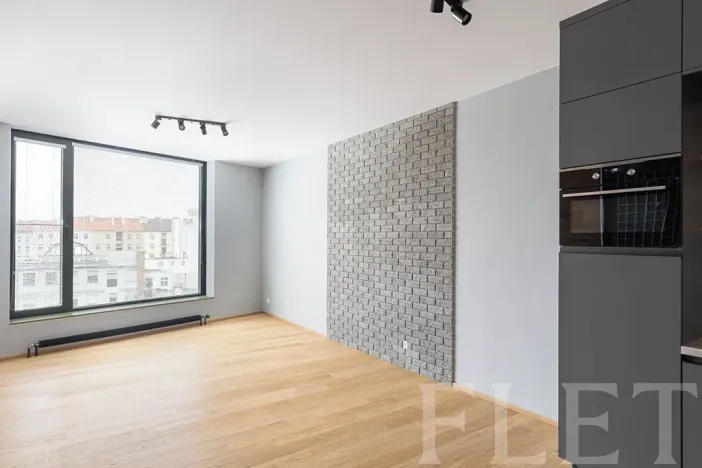 Pronájem bytu 1+kk, Praha - Holešovice, Komunardů, 47 m2