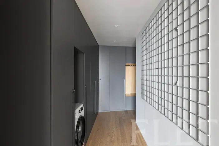 Pronájem bytu 1+kk, Praha - Holešovice, Komunardů, 47 m2