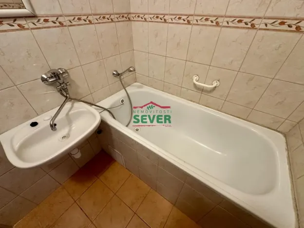 Prodej bytu 3+1, Kadaň, Chomutovská, 71 m2