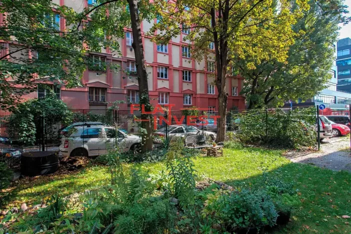 Pronájem bytu 1+kk, Praha - Holešovice, Tusarova, 30 m2