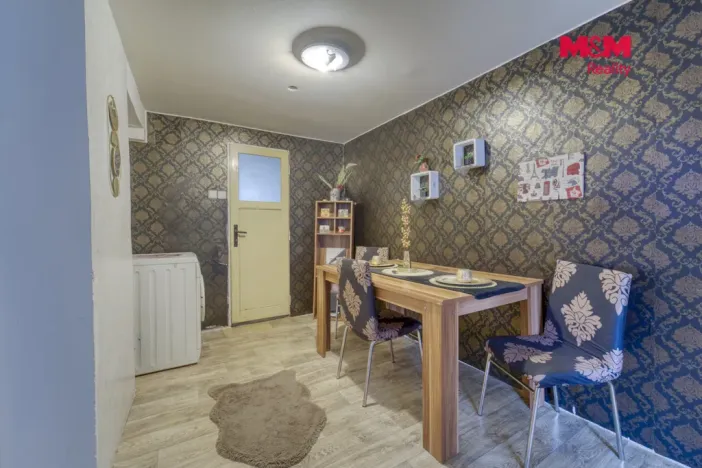 Prodej bytu 2+1, Teplá, Klášterní, 88 m2