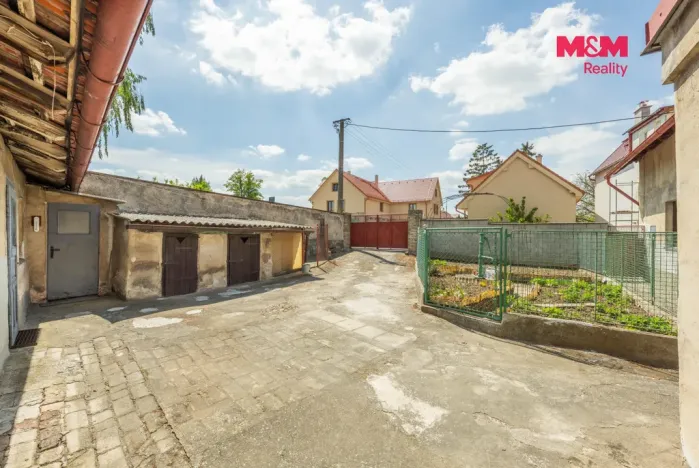 Prodej rodinného domu, Jeneč, Nouzov, 214 m2