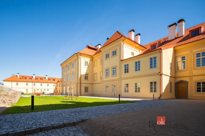 Prodej bytu 3+kk, Jince, Slavíkova, 109 m2