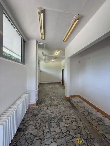 Pronájem obchodního prostoru, Orlová, U Moravy, 28 m2