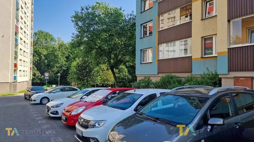 Prodej bytu 3+1, Orlová, Adamusova, 65 m2