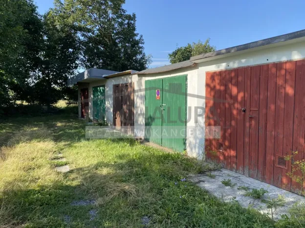 Prodej garáže, Litvínovice, 18 m2