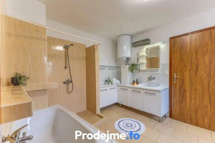 Prodej rodinného domu, Šatov, 127 m2